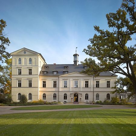 Chateau Mcely Exterior photo